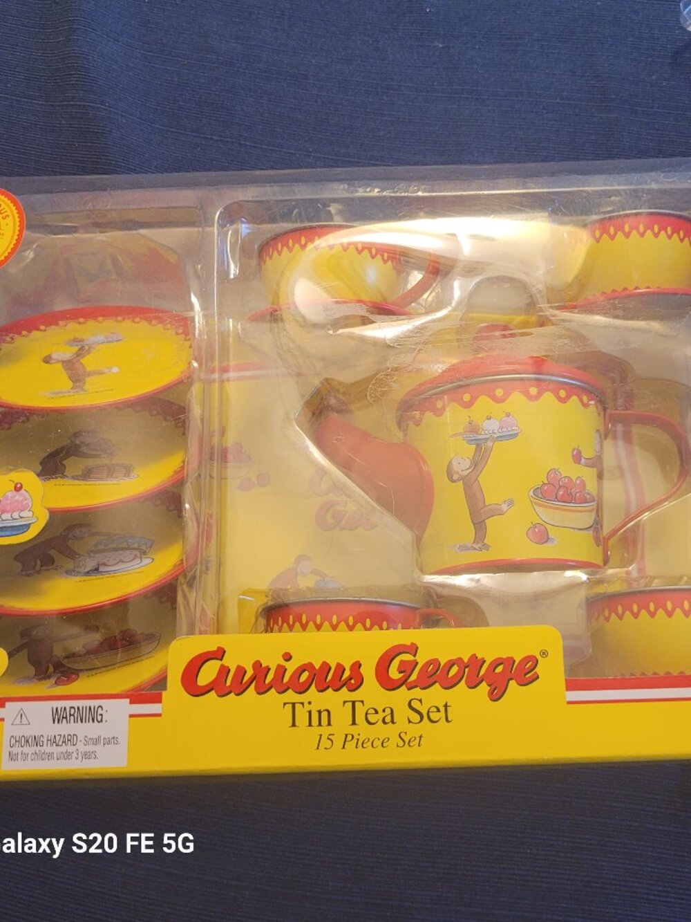 15 Piece Tin Curious George Tea Set